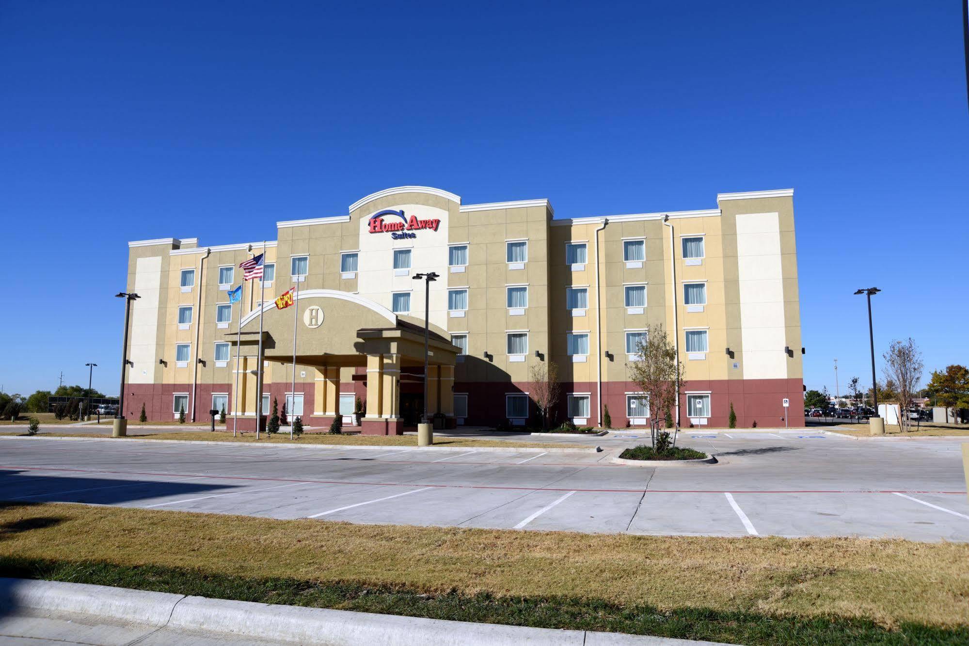 Home Away Kitchen Suites Enid Exterior foto